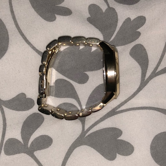 Michael Kors Gold Tone MK5777 Bradshaw Watch - Picture 4 of 5